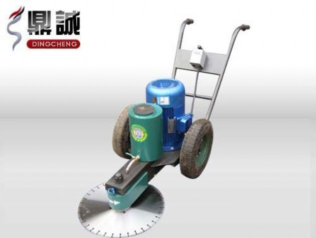 點(diǎn)擊查看詳細(xì)信息<br>標(biāo)題：手推式切樁機(jī) 閱讀次數(shù)：13006