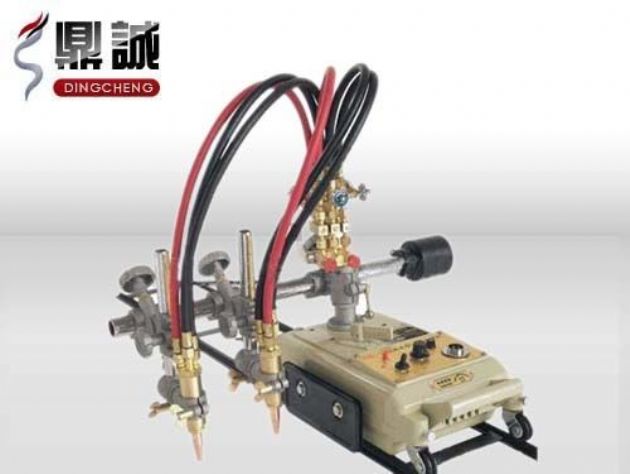 點擊查看詳細信息<br>標題：雙頭多頭火焰切割機 閱讀次數：4245